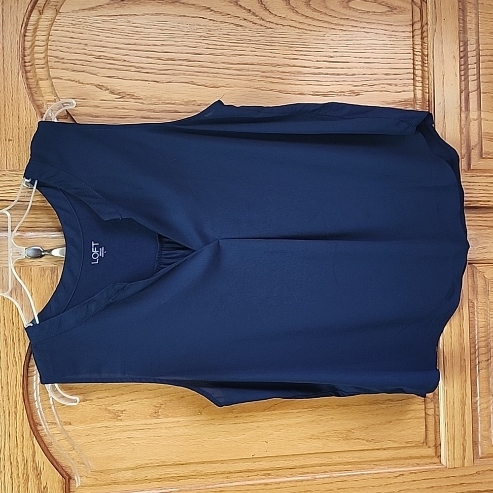 EUC Loft Sleeveless blouse
